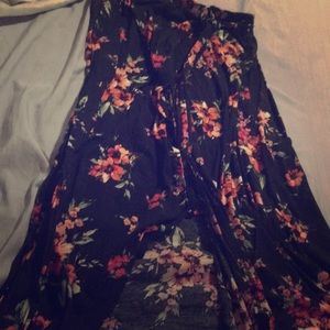 Ladies skirt